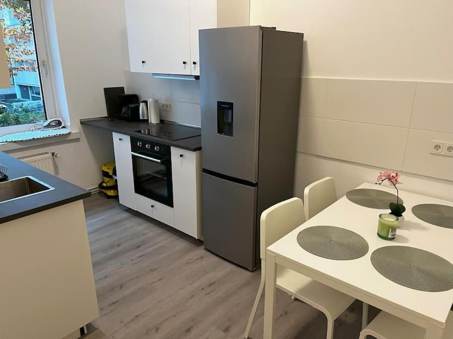 City Apartment On The Rhine, Кельн Екстер'єр фото